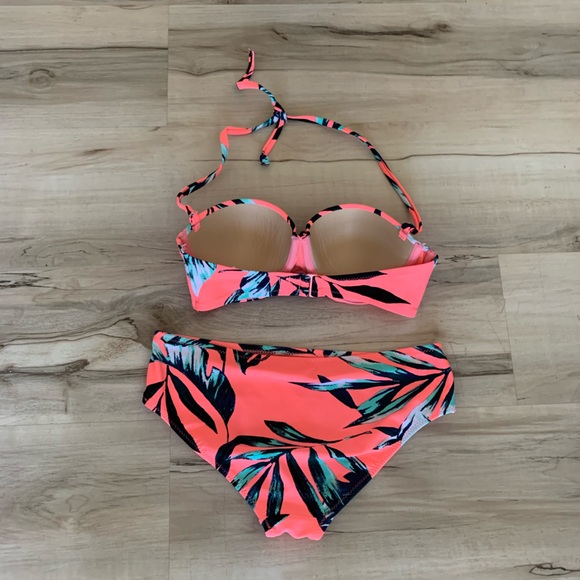 Old Navy Pink Leaf Print Bikini - Size XS - Picture 2 of 4